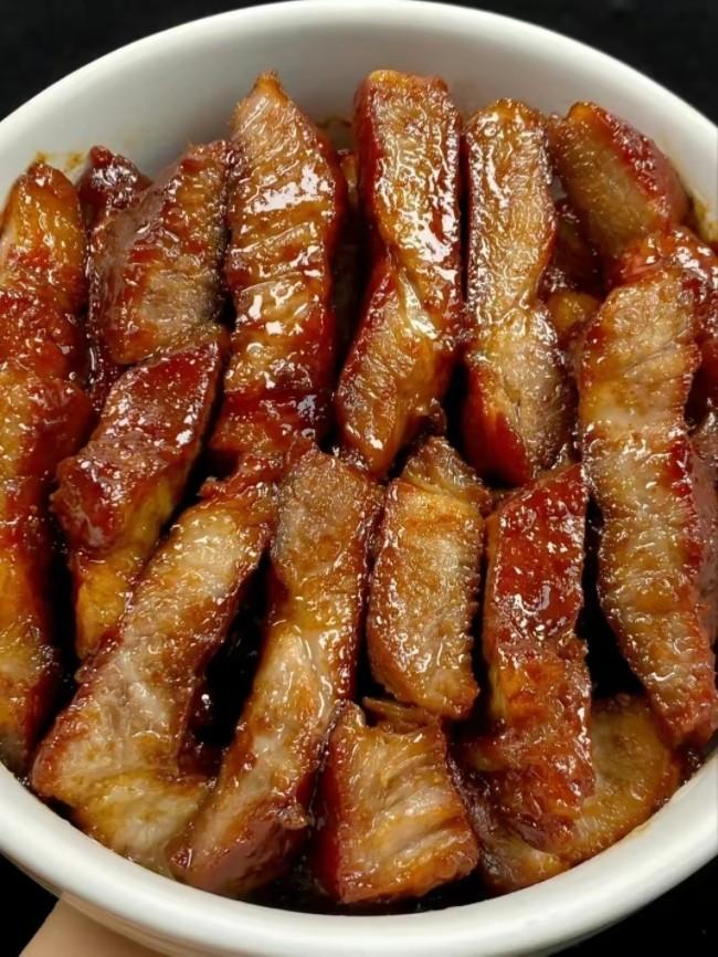 客人点餐时的礼貌用语，客人点了什么菜