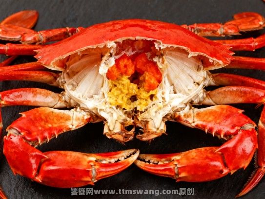 漳浦红膏蟹炖品,一碗浓缩的闽南风情 漳浦红膏蟹炖品,一碗浓缩的闽南风情